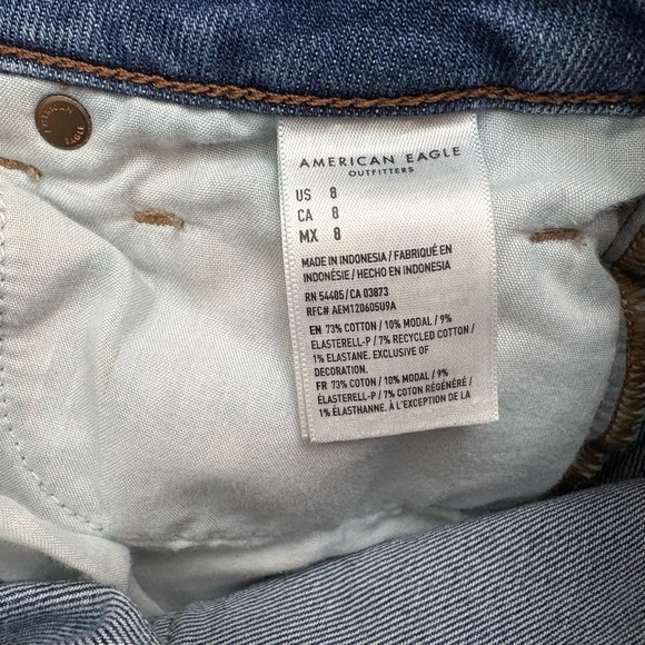 American Eagle AE Stretch Mom Short Distressed Denim Dark Blue Jean size 8 - Picture 3 of 9